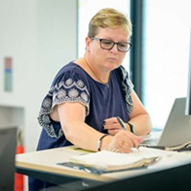 Stage-Bild für den Magazinartikel zur E-Rechnung