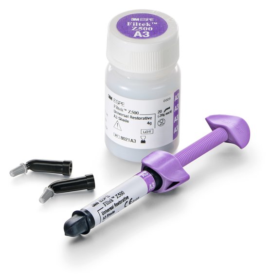 3M™ Filtek™ Z500 Universal Komposit Dose und Spritze