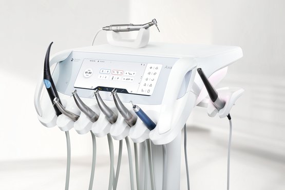 Dentsply Sirona Axano Behandlungseinheit 6+2 Instrumentenanschlüsse und Endomotor